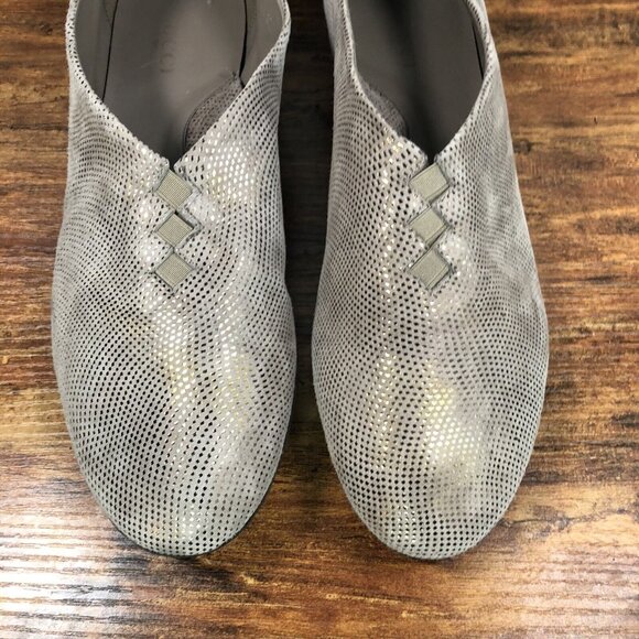 Gucci Womens Size 11 M Flats Loafers Slip On Shoes Italy Taupe - Picture 2 of 9